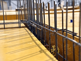 スラブ（天井・床）張り